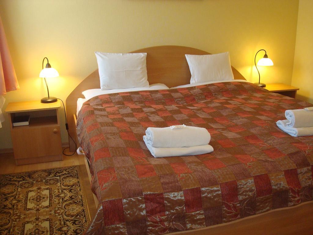 Hotel Arany Trofea Eger Ruang foto