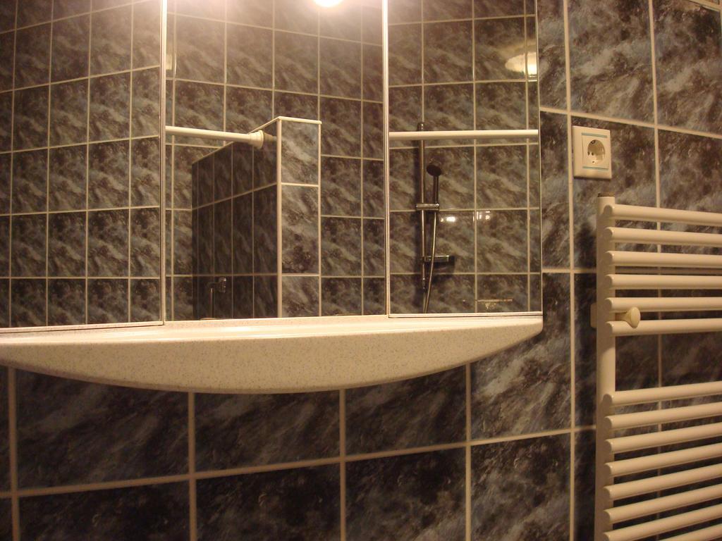 Hotel Arany Trofea Eger Bagian luar foto